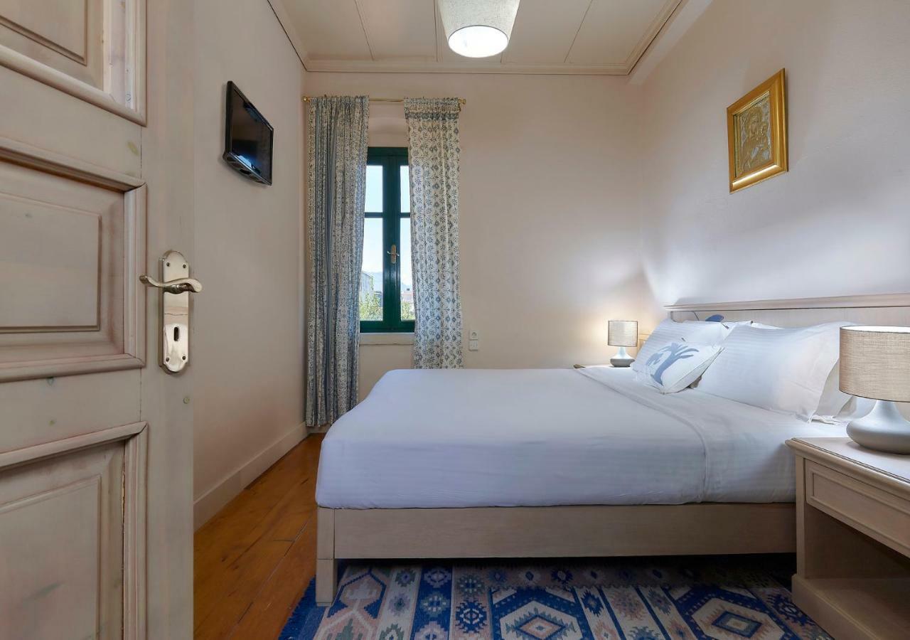 Castello Villa Daphnes - Private Pool & Whirlpool Dhafnes 외부 사진