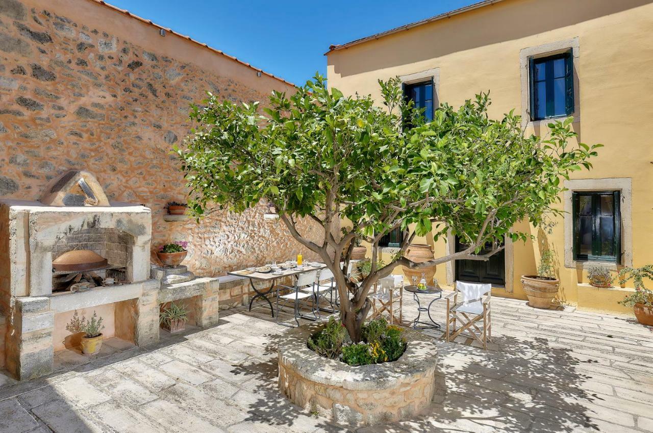 Castello Villa Daphnes - Private Pool & Whirlpool Dhafnes 외부 사진