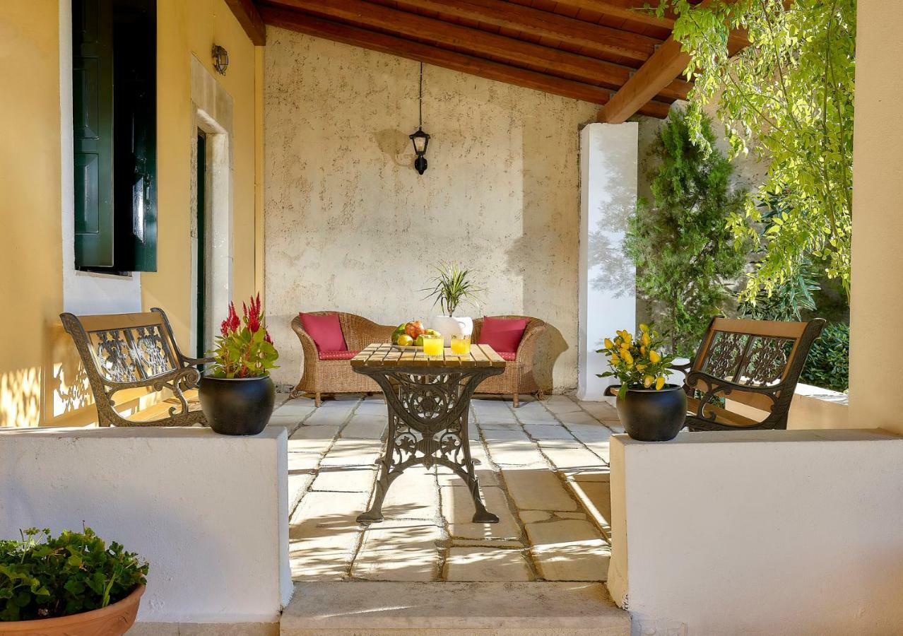 Castello Villa Daphnes - Private Pool & Whirlpool Dhafnes 외부 사진